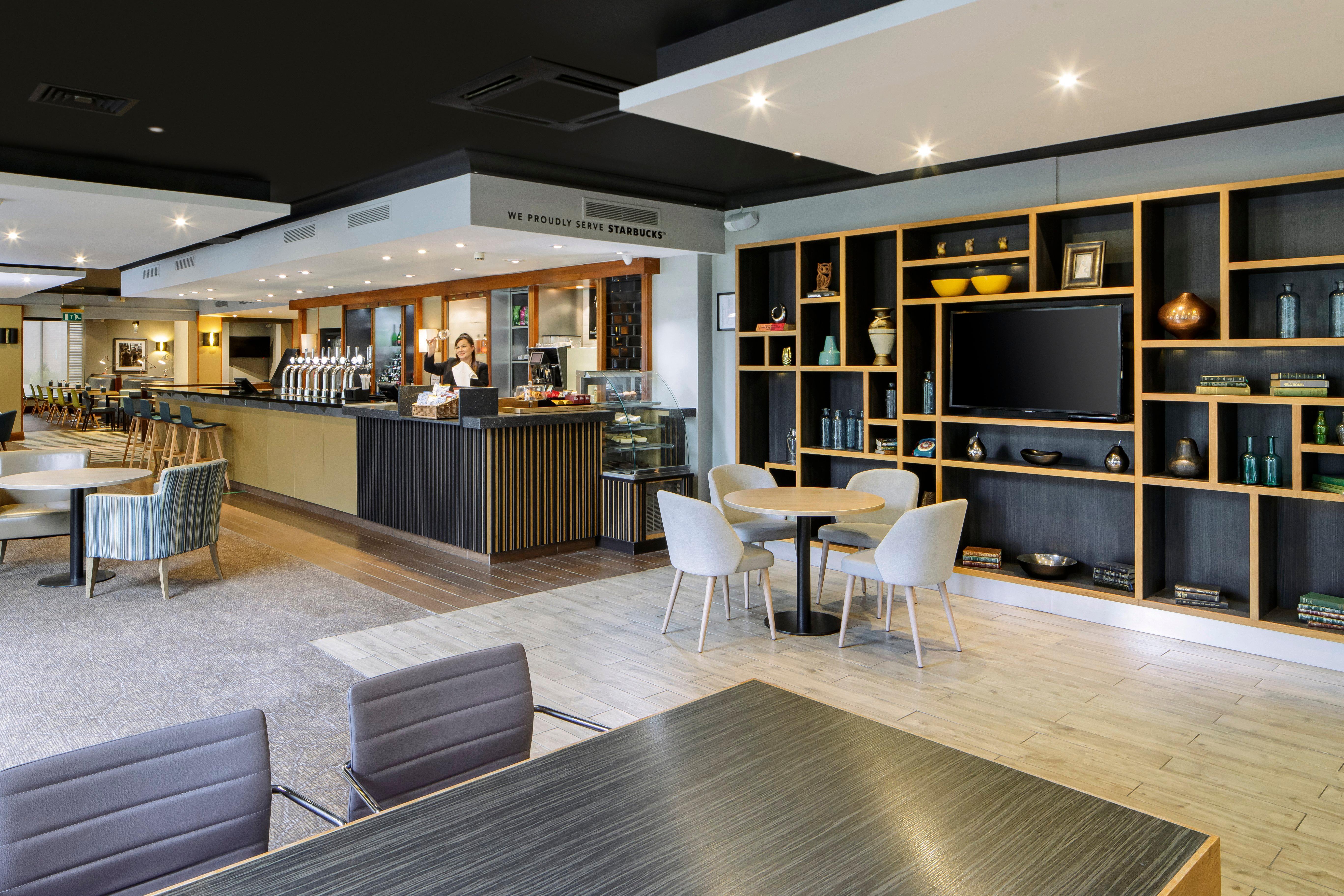 Holiday Inn Peterborough West By Ihg Exterior foto